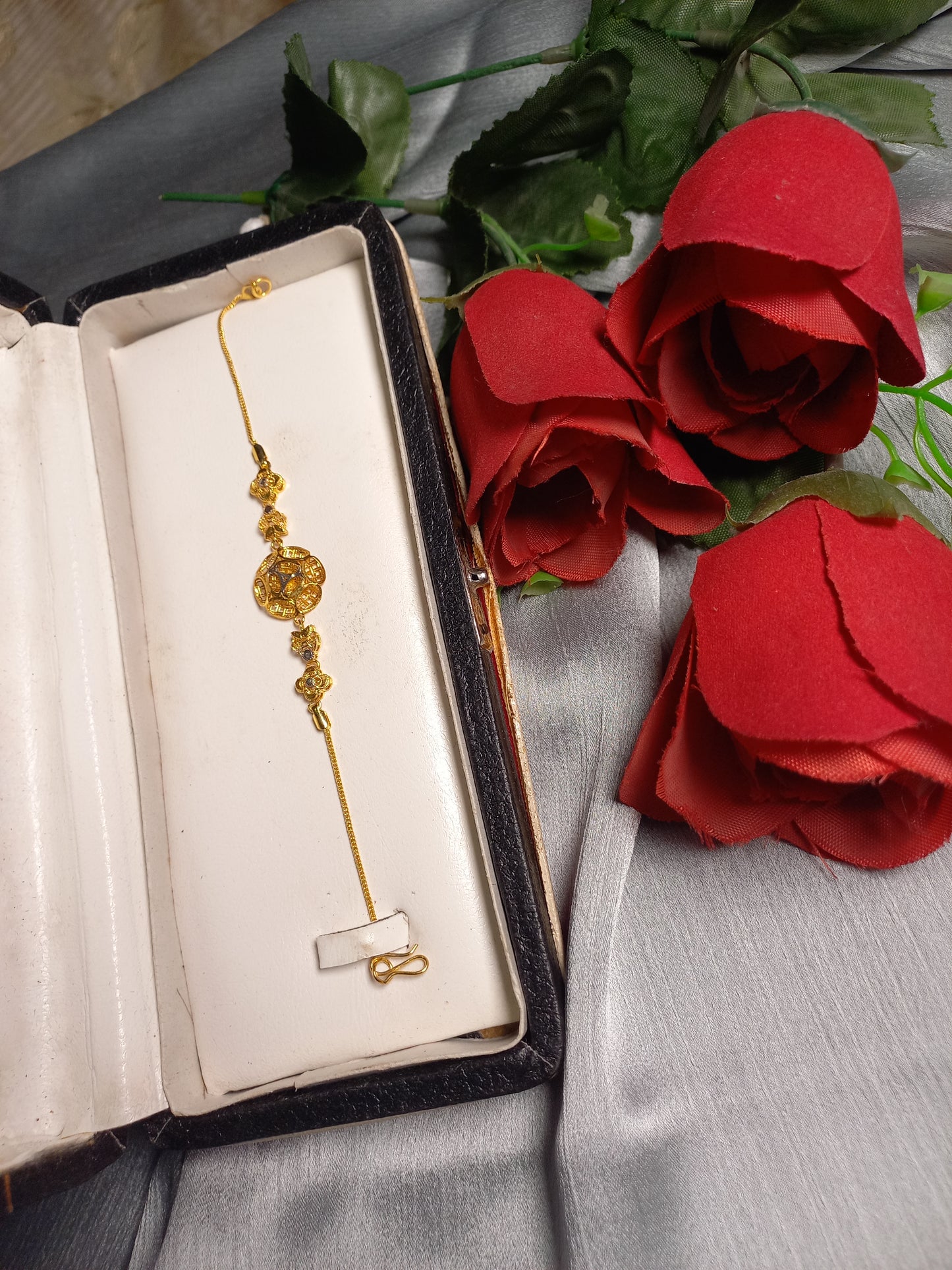 Gold Plated Bracelets – Fine Quality Designer Collection (Elegant & Polished)