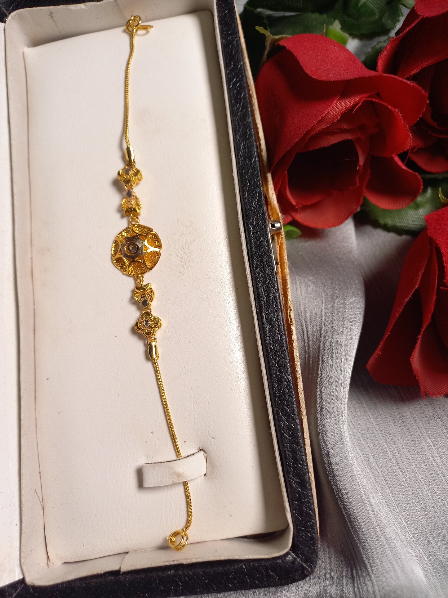 Gold Plated Bracelets – Fine Quality Designer Collection (Elegant & Polished)