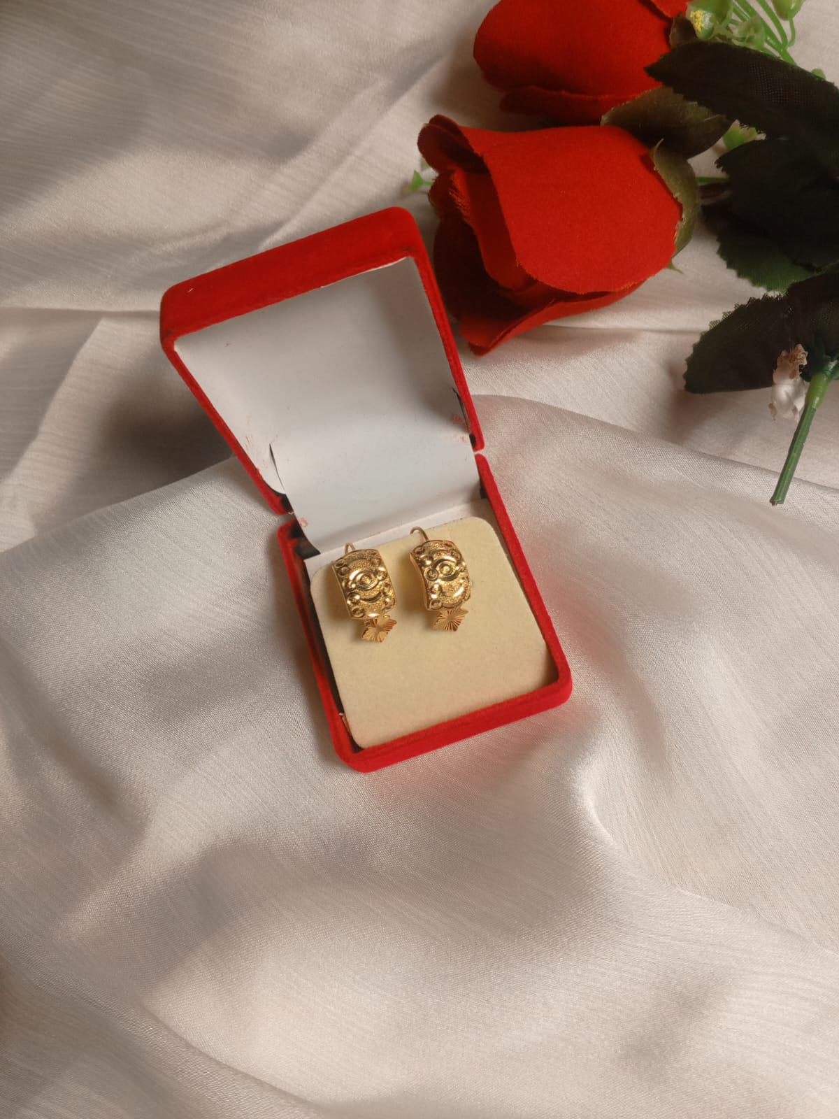 1 Pair Gold Plated Bali Earrings