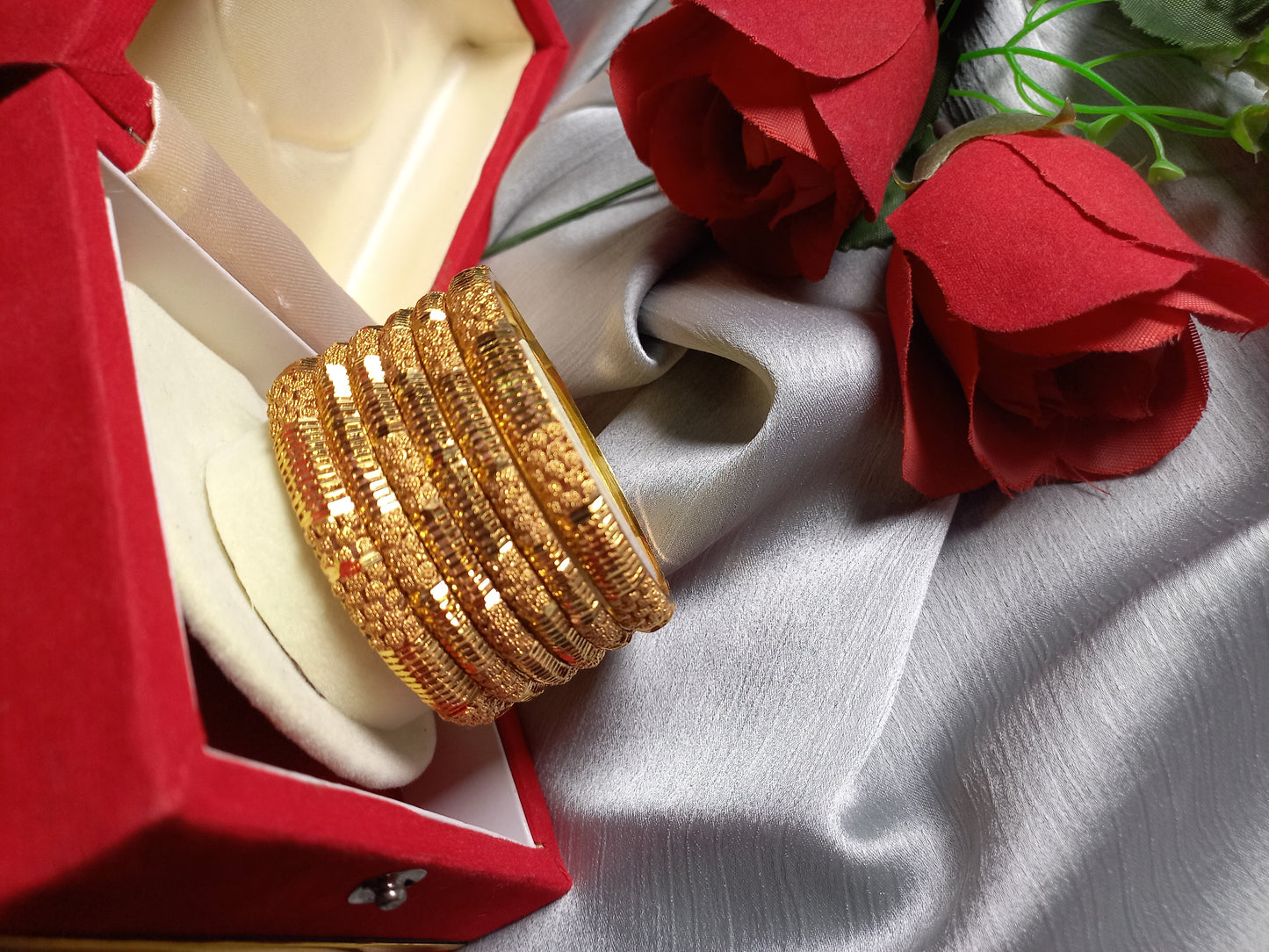 Royal Gleam Gold Bangles