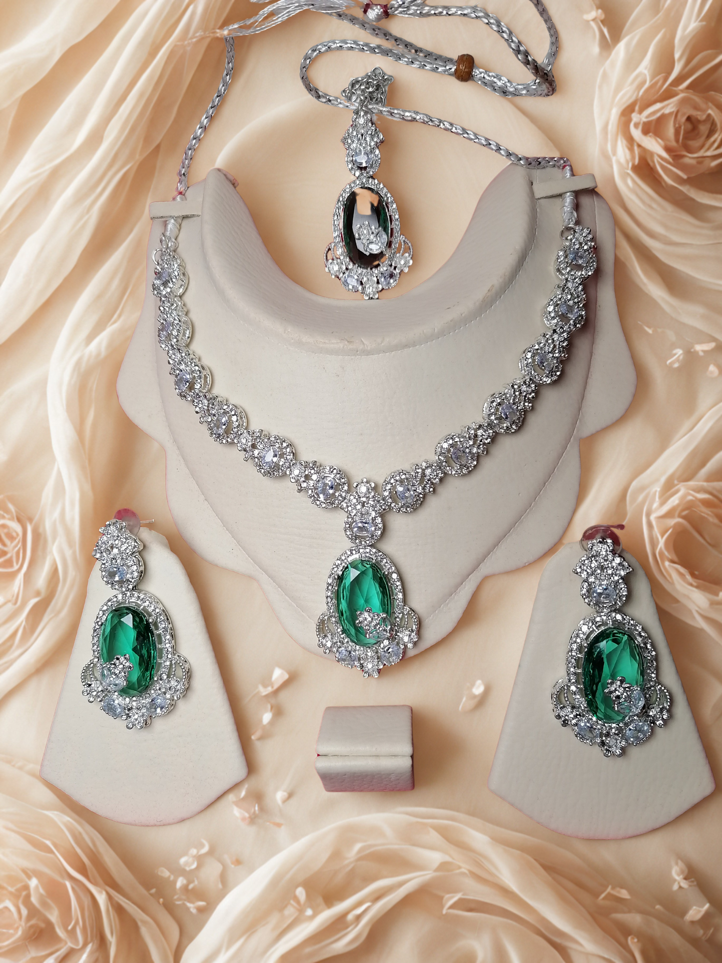 Emerald Grace American Diamond Set